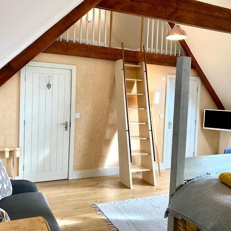 Westbury Cross House Bed & Breakfast Extérieur photo