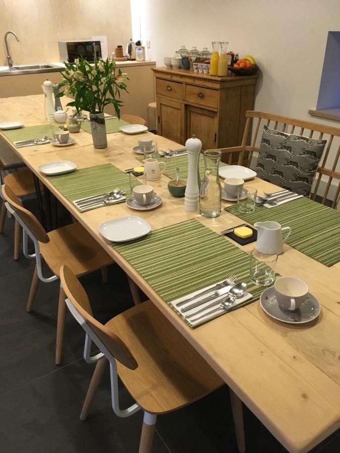 Westbury Cross House Bed & Breakfast Extérieur photo