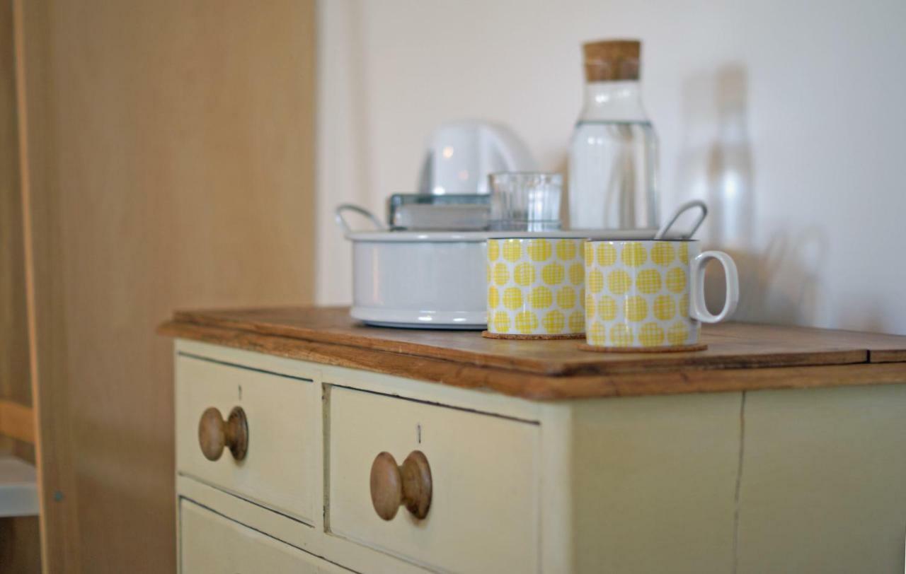 Westbury Cross House Bed & Breakfast Extérieur photo